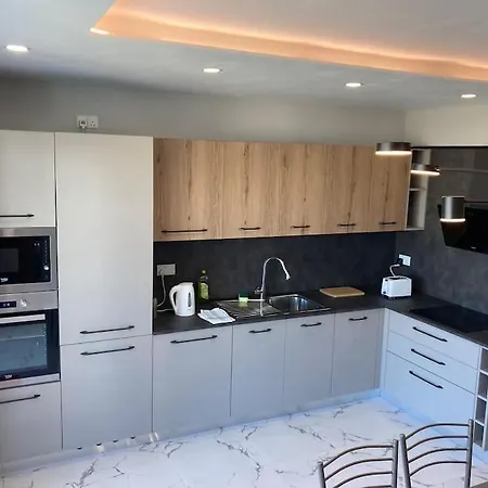 2 Bedroom Слима